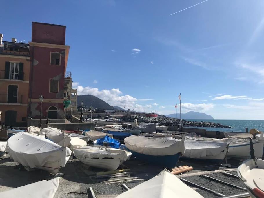 Pisi Home, 2 Min Dalla Spiaggia E Dall' Ospedale Gaslini Genua Exteriör bild