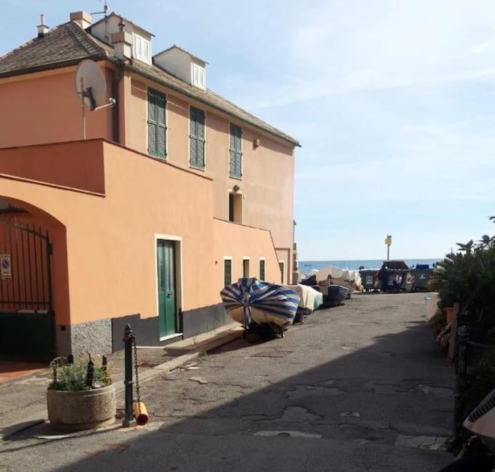 Pisi Home, 2 Min Dalla Spiaggia E Dall' Ospedale Gaslini Genua Exteriör bild