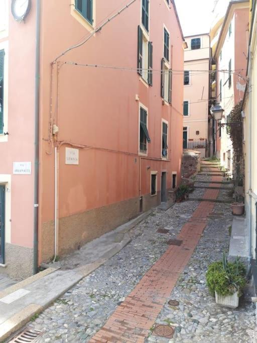 Pisi Home, 2 Min Dalla Spiaggia E Dall' Ospedale Gaslini Genua Exteriör bild